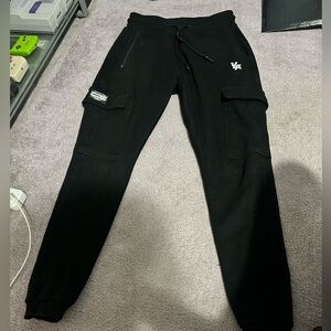 YoungLA Men’s Cargo Joggers Large